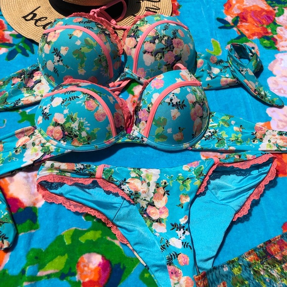 NWOT three pieces beach bunny bikini 👙 Bahama mama XL/L set or M/L and shorts S - Picture 3 of 16